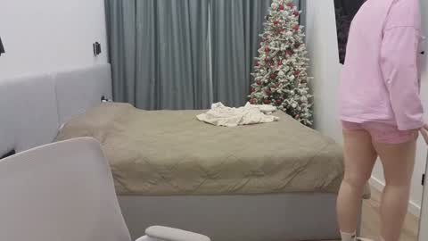 Ariana online show from 12.23.24