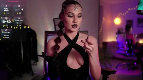 Snapshot of tv_miss chatting on 06.22.26 Miss Veth online show from 06.22.26