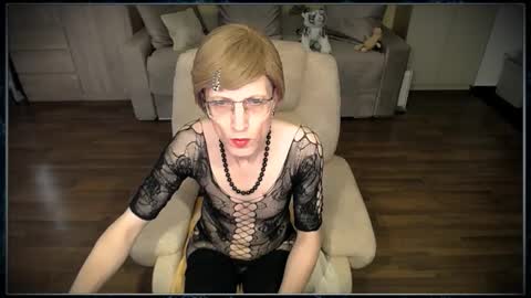 Clementine online show from 11.03.25