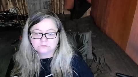 Lana online show from 02.23.25