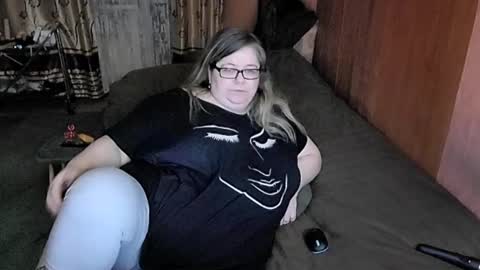 Lana online show from 02.24.25