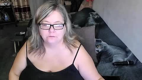 Lana online show from 10.12.25