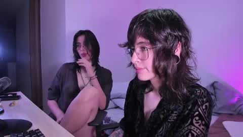 Eve  Lili online show from 10.14.25