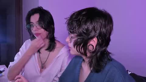 Eve  Lili online show from 10.24.25