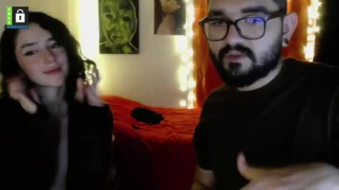 Snapshot of twinflamesxx chatting on 01.06.25 TwinFlamesXX online show from 01.06.25