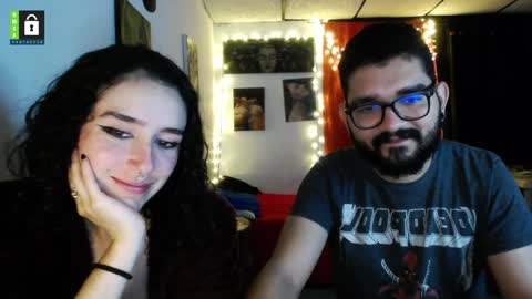 Snapshot of twinflamesxx chatting on 01.14.25 TwinFlamesXX online show from 01.14.25