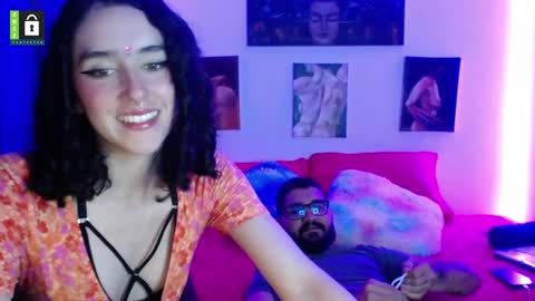 Snapshot of twinflamesxx chatting on 02.08.25 TwinFlamesXX online show from 02.08.25