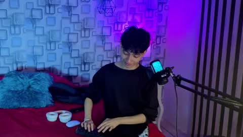 Snapshot of twink_sebas7 chatting on 06.20.26 Sebastin online show from 06.20.26