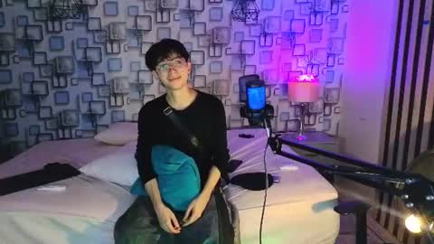 Snapshot of twink_sebas7 chatting on 07.11.26 Sebastin online show from 07.11.26