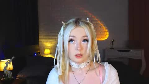 twinklefluff online show from 09.11.25