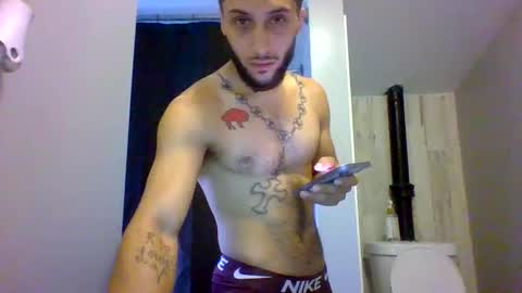 Snapshot of twinklestar04 chatting on 09.19.25 twinklestar04 online show from 09.19.25