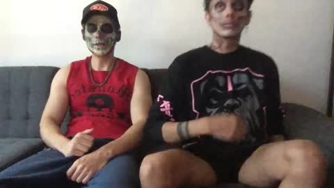 Snapshot of twinksguys360 chatting on 10.27.25 Derrick online show from 10.27.25