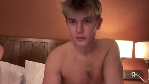 Snapshot of twinkytwunky chatting on 01.09.26 twinkytwunky online show from 01.09.26