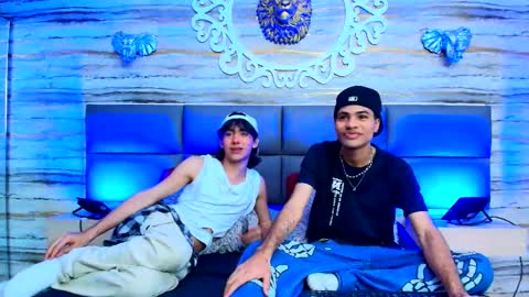 twinslovers_ online show from 09.19.25