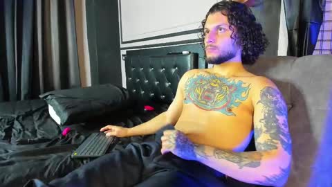 Clio  Tadeo online show from 03.04.25