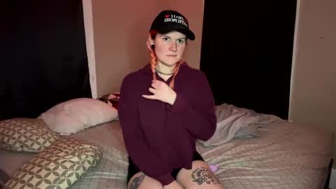 twitchinwhore online show from 01.26.25