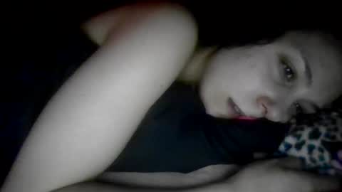 Snapshot of twizzytoxic22 chatting on 07.14.26 twizzytoxic22 online show from 07.14.26