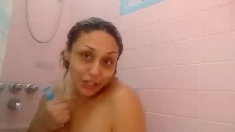 Snapshot of twocrazy85 chatting on 11.03.25 Twocrazy85 online show from 11.03.25