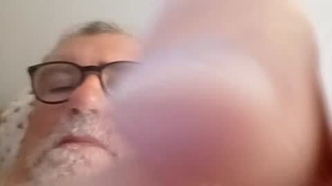 twohats2810 online show from 07.25.26