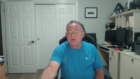 Twopeopleinlove online show from 10.03.25