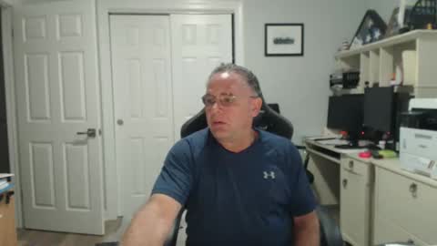 Twopeopleinlove online show from 10.06.25