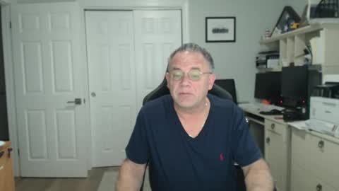 Twopeopleinlove online show from 01.09.26