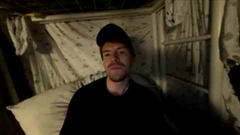 Snapshot of twunkff chatting on 12.01.25 twunkangel online show from 12.01.25