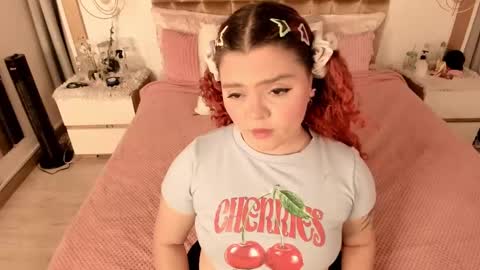 Twiggy online show from 03.10.25