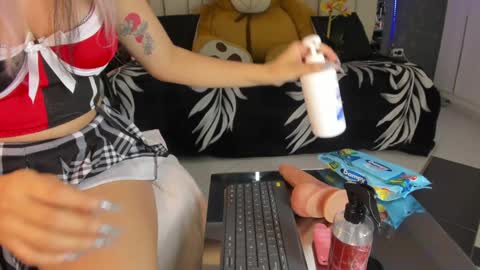 Snapshot of tyla_demon chatting on 01.30.25 TYLA online show from 01.30.25