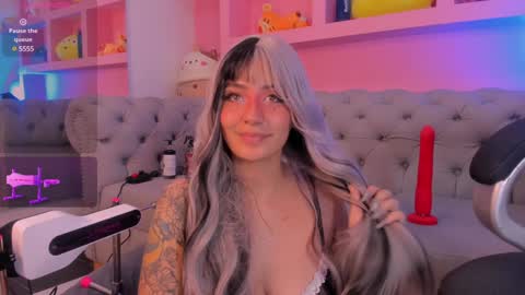 Snapshot of tyla_demon chatting on 01.31.25 TYLA online show from 01.31.25