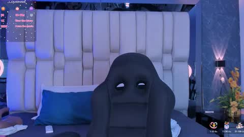 Snapshot of tyla_demon chatting on 02.01.26 TYLA online show from 02.01.26