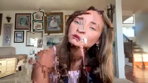 tylababyy online show from 09.20.25