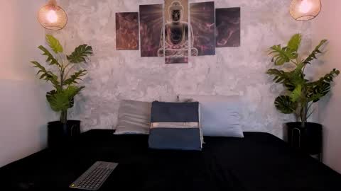 Snapshot of tyler_durtenn chatting on 10.05.25 Tyler online show from 10.05.25