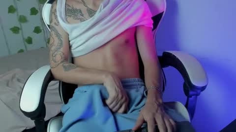 Tyler Garcia  online show from 02.06.25