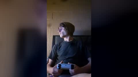 Snapshot of tylerlee199169 chatting on 07.18.26 Tyler online show from 07.18.26