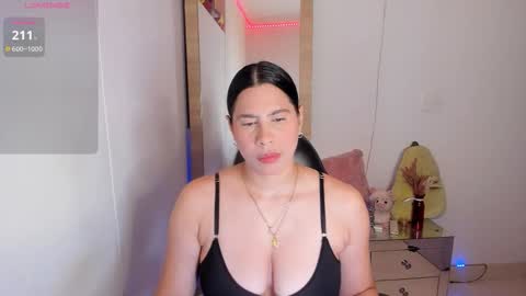 Snapshot of tylor_love chatting on 03.26.26 tylor_love online show from 03.26.26