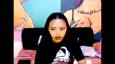 Snapshot of tyrabangz chatting on 11.25.25 Tyra online show from 11.25.25