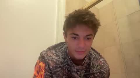 tyy0ung online show from 05.17.26