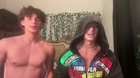 tyy0ung online show from 05.19.26