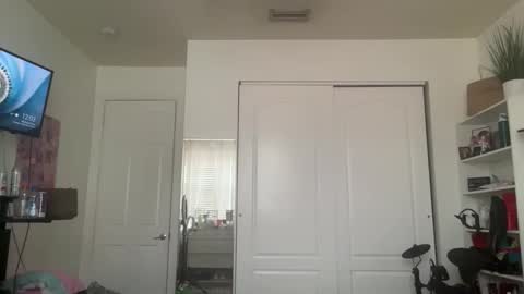 tyy0ung online show from 05.21.26