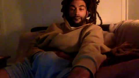 Snapshot of u1f33f chatting on 10.22.25 yaya online show from 10.22.25