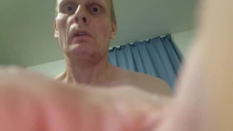 Snapshot of u2232739082 chatting on 11.22.25 u2232739082 online show from 11.22.25