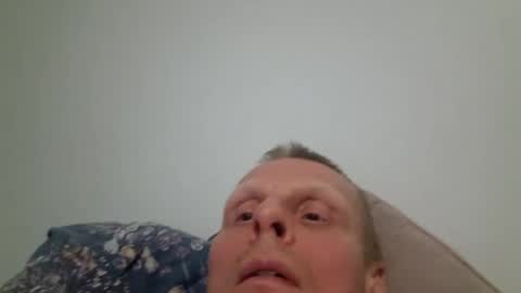 Snapshot of u2232739082 chatting on 11.23.25 u2232739082 online show from 11.23.25