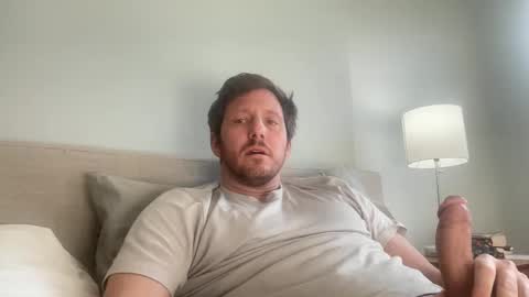 Snapshot of u28005 chatting on 12.01.24 u28005 online show from 12.01.24