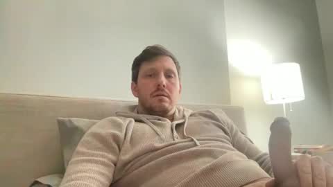 Snapshot of u28005 chatting on 02.09.25 u28005 online show from 02.09.25