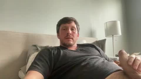 Snapshot of u28005 chatting on 03.05.25 u28005 online show from 03.05.25