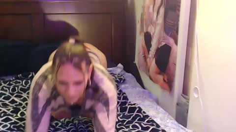 Azelia B online show from 10.07.25