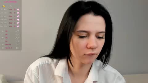 Lili online show from 02.19.25