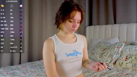 Snapshot of udeleclive chatting on 10.16.25 Polly online show from 10.16.25