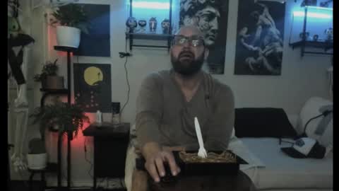 Snapshot of ugly_viking chatting on 12.04.24 Ugly Viking online show from 12.04.24